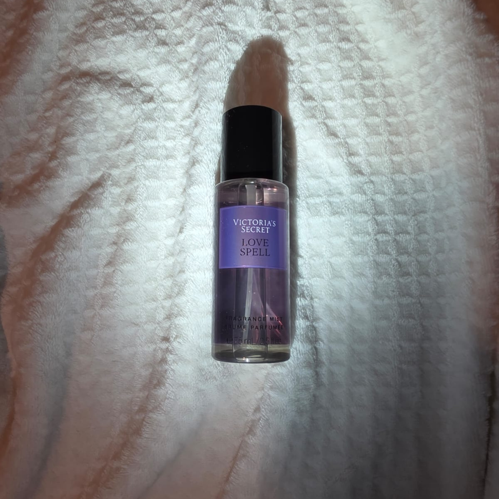 FRAGANCIA VICTORIA'S SECRET (LOVE SPELL)